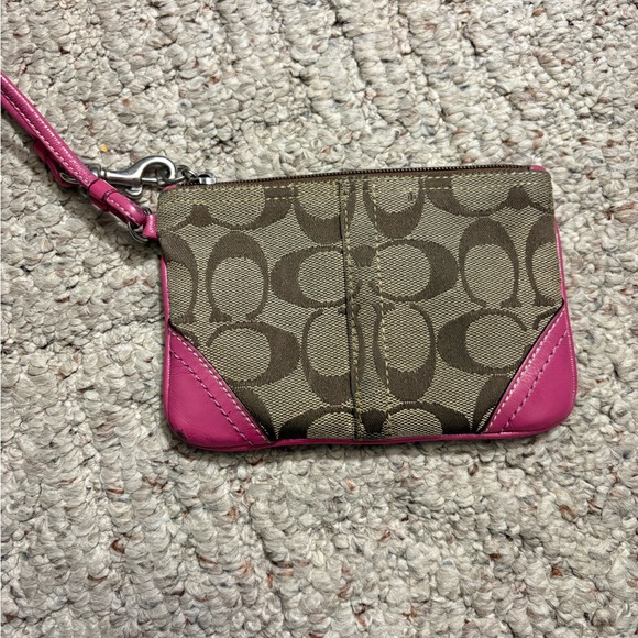Coach Signature Canvas Wristlet in Khaki/Hot Pink - Picture 2 of 7